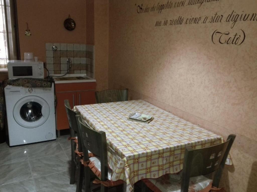 Casa La "Vittoria" Apartment Сиракуза Екстериор снимка